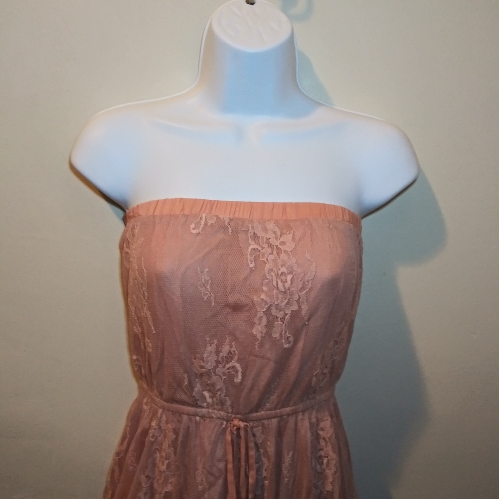 Forever 21 Boho Festival Style Strapless Mauve Lace Mini Dress - Picture 2 of 10